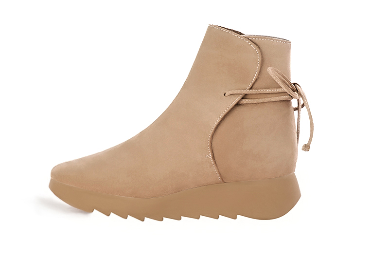 Tan beige women's ankle boots with laces at the back. Square toe. Low rubber soles. Profile view - Florence KOOIJMAN